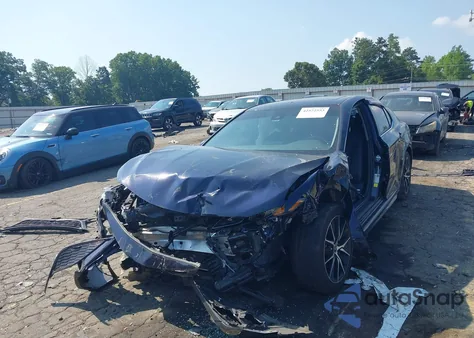 2022 Toyota Camry Se из США, поврежденный, VIN 4T1T11AK2NU624510